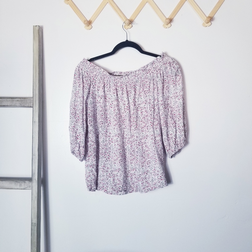 OLD NAVY CREAMY WHITE WITH FLOWERS OFF THE SHOULDER BLOUSE SIZE MEDIUM